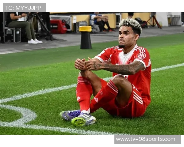 迪亚斯德甲前6场参与9球追平哈兰德仅次于凯恩创历史佳绩