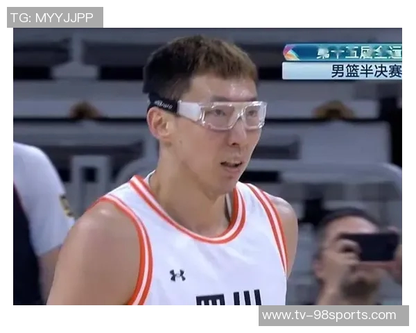 热身赛精彩回顾周琦孙铭徽双双发威四川全运男篮力克璞园柏力力