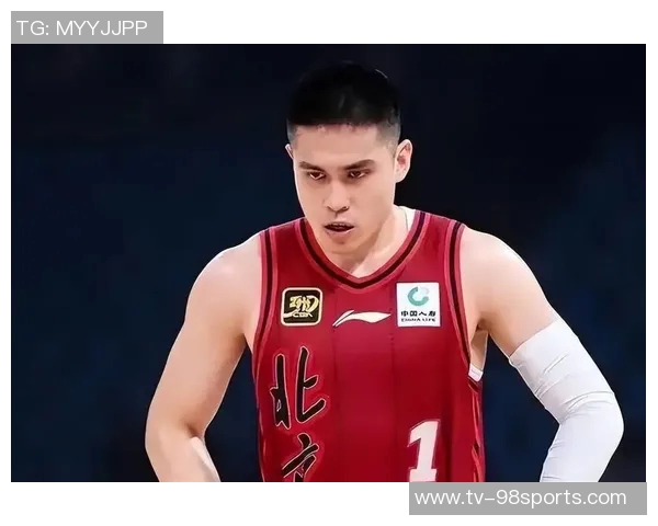 陈盈骏称赞赵睿优秀期待两人默契提升共同进步 陈盈骏称赞赵睿优秀期待两人默契提升共同进步