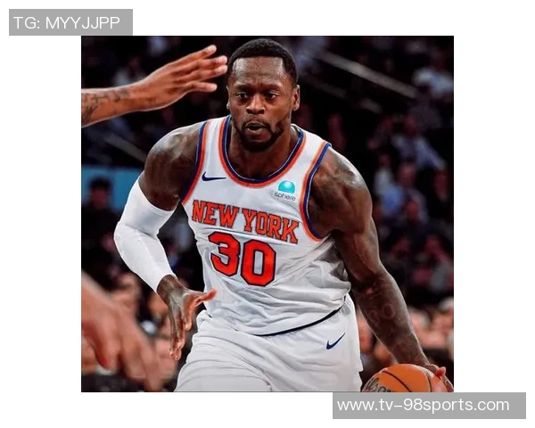 兰德尔带领球队取得胜利全场21投12中砍下31分5篮板4助攻1抢断表现出色 兰德尔带领球队取得胜利全场21投12中砍下31分5篮板4助攻1抢断表现出色