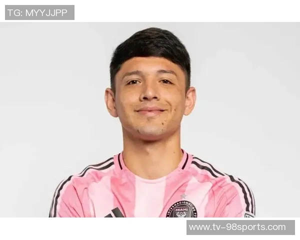 迈阿密国际即将签下23岁阿根廷中场新星戴维阿亚拉引发关注